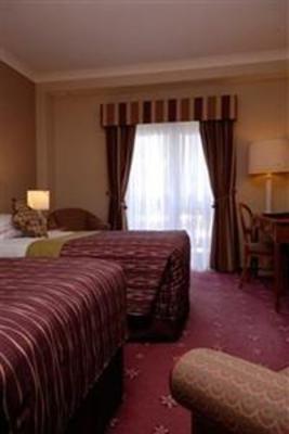 фото отеля Coppid Beech Hotel