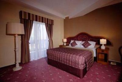 фото отеля Coppid Beech Hotel
