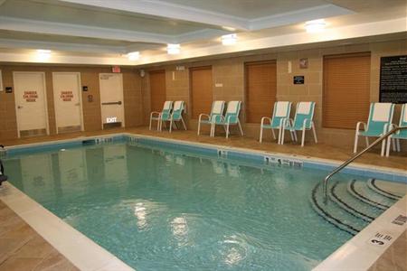 фото отеля Hampton Inn Jericho Westbury
