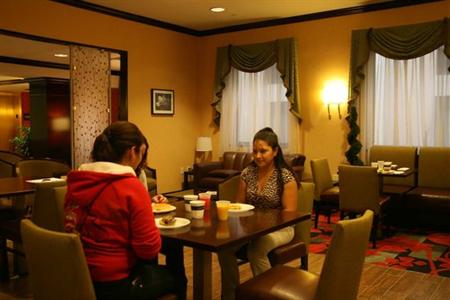 фото отеля Hampton Inn Jericho Westbury