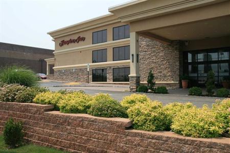 фото отеля Hampton Inn Jericho Westbury
