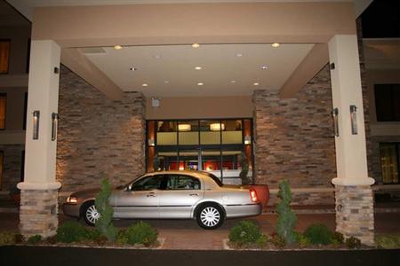 фото отеля Hampton Inn Jericho Westbury