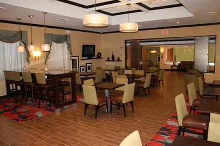 фото отеля Hampton Inn Jericho Westbury