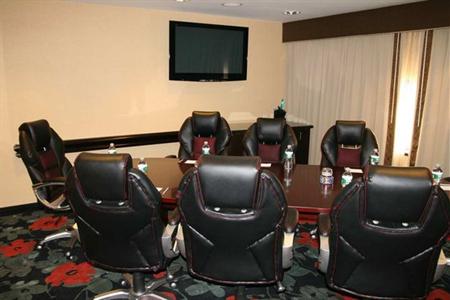 фото отеля Hampton Inn Jericho Westbury
