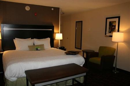 фото отеля Hampton Inn Jericho Westbury