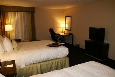 фото отеля Hampton Inn Jericho Westbury