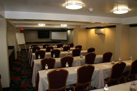 фото отеля Hampton Inn Jericho Westbury