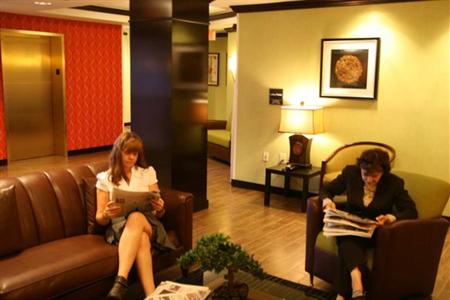 фото отеля Hampton Inn Jericho Westbury