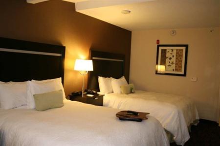 фото отеля Hampton Inn Jericho Westbury
