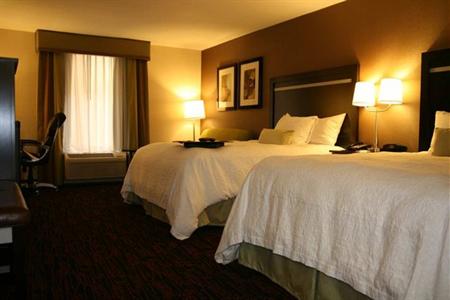 фото отеля Hampton Inn Jericho Westbury
