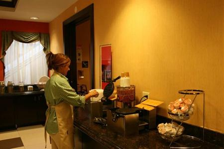 фото отеля Hampton Inn Jericho Westbury