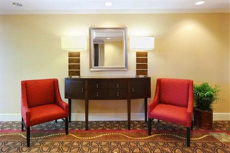 фото отеля Hilton Garden Inn Atlanta Airport North