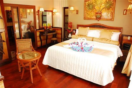 фото отеля Red Coconut Beach Hotel