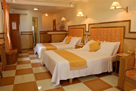 фото отеля Red Coconut Beach Hotel