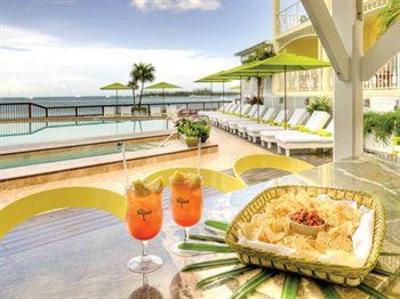 фото отеля Ocean Key Resort & Spa