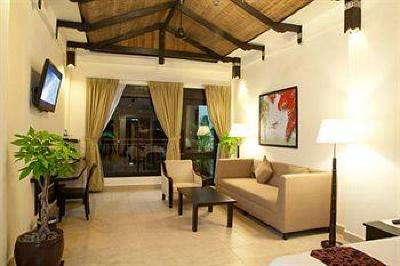 фото отеля Almond Hotel Phnom Penh