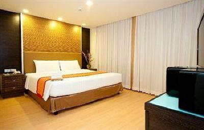 фото отеля Aspen Suites Bangkok
