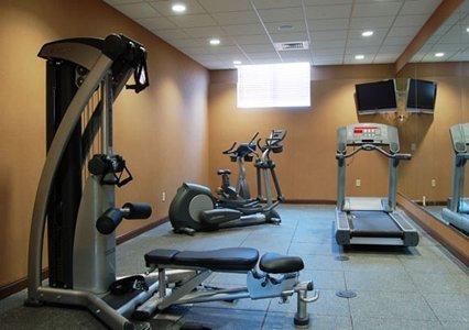 фото отеля Comfort Suites Huntersville