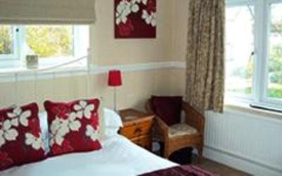фото отеля Combe Bank Guest House