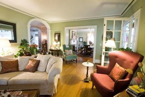 фото отеля 1907 Bragdon House Bed and Breakfast