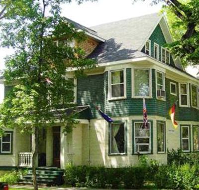 фото отеля Guest House International Winnipeg