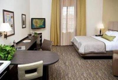 фото отеля Candlewood Suites Greeley