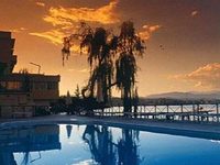 Estee Hotel