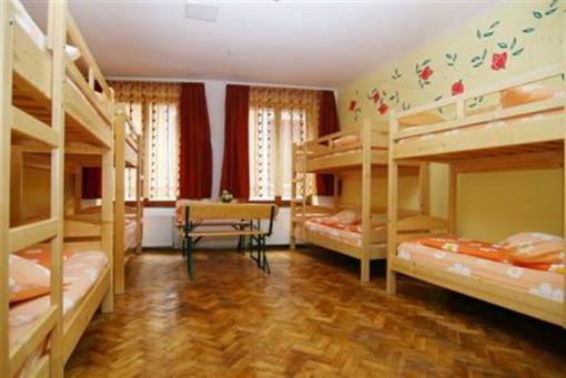 фото отеля Mara Hostel Brasov