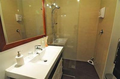 фото отеля Longhouse Bed and Breakfast Haruru