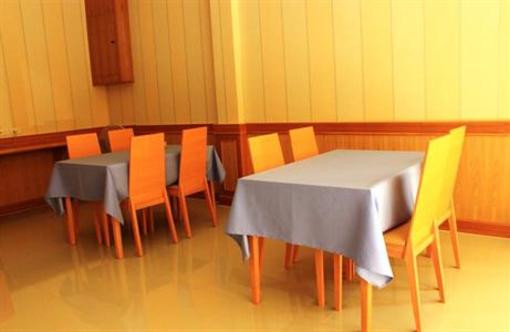 фото отеля IStay Patong Guesthouse