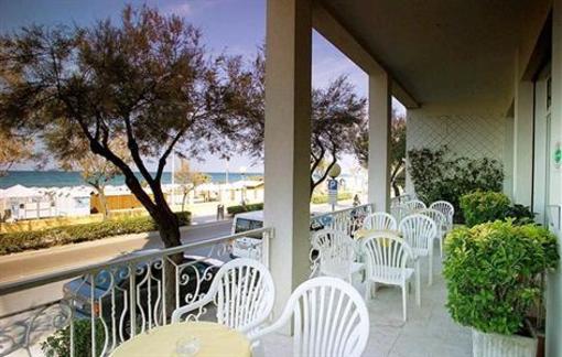 фото отеля Hotel Hollywood Senigallia