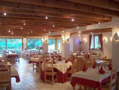 фото отеля Domaine De La Sapinière Hotel Thorens-Glières