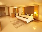 фото отеля Convenient Grand Hotel Bang Phli