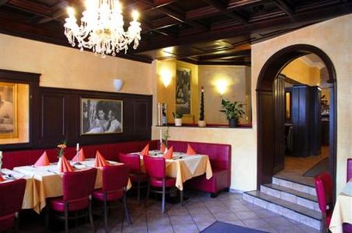 фото отеля Hotel Adler Rudolstadt