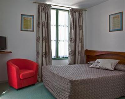 фото отеля Logis Le Relais des Remparts