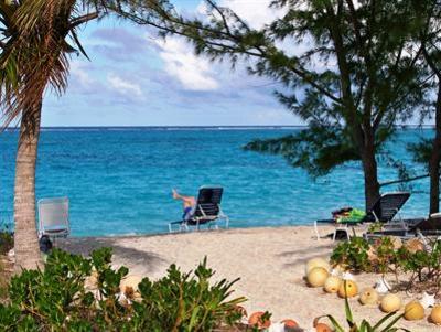 фото отеля Caicos Beach Condominiums