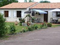 Chambre D'hôtes Les 3 Moulins Bed & Breakfast Cozes