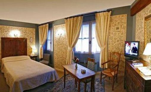 фото отеля Hostellerie des Monts de Vaux