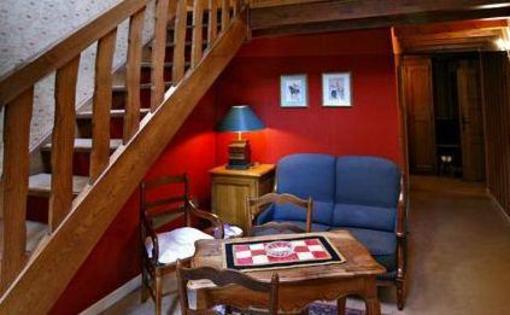 фото отеля Hostellerie des Monts de Vaux