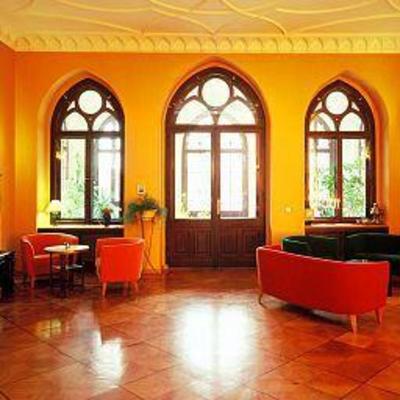 фото отеля Schloss Bei Berlin Hotel Reichenow