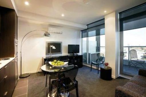 фото отеля Punthill South Yarra Grand