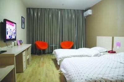 фото отеля Huayuan Hotel Jinchang South Road