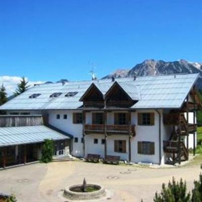 фото отеля Jugendherberge Oberstdorf