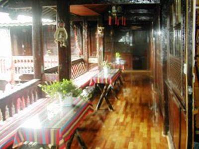 фото отеля Lijiang Sunshine Inn