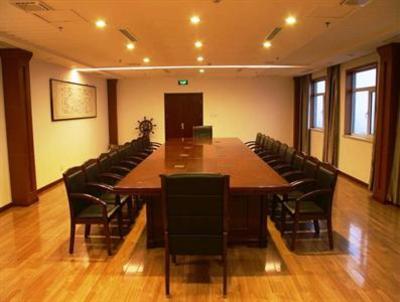 фото отеля Green Tree Inn Zibo Boshan