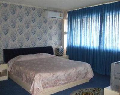 фото отеля Thepnakorn Hotel