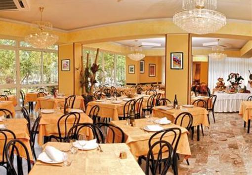 фото отеля Imperiale Hotel Cesenatico