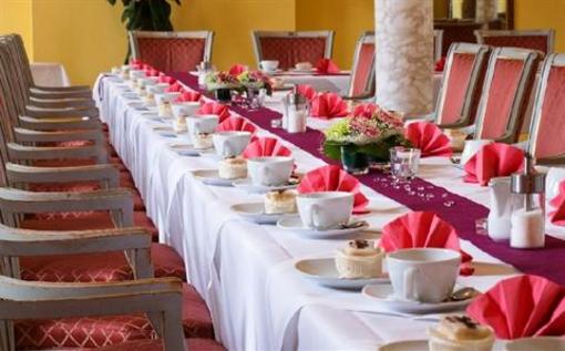 фото отеля Parkhotel am Grossen Teich