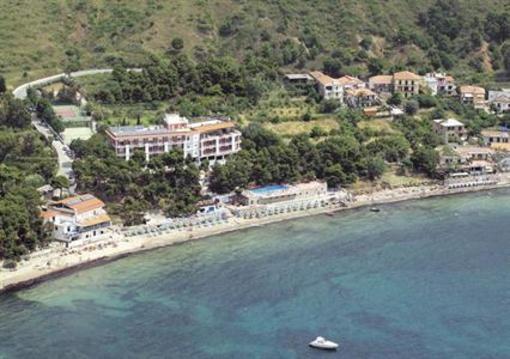 фото отеля Hotel Punta Licosa