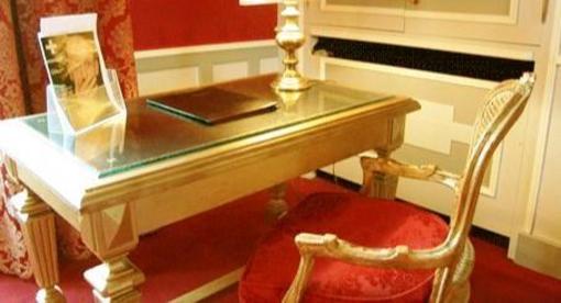 фото отеля Hotel Le Regent Villers-Cotterets